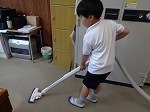 校長室の掃除機をかけたよ
